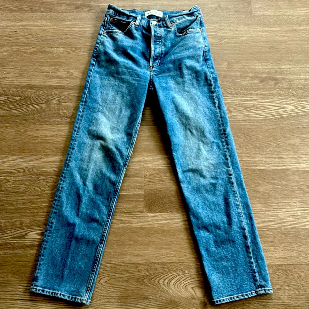 Aritzia Denim Forum Arlo High-Rise Straight Jean Size 28